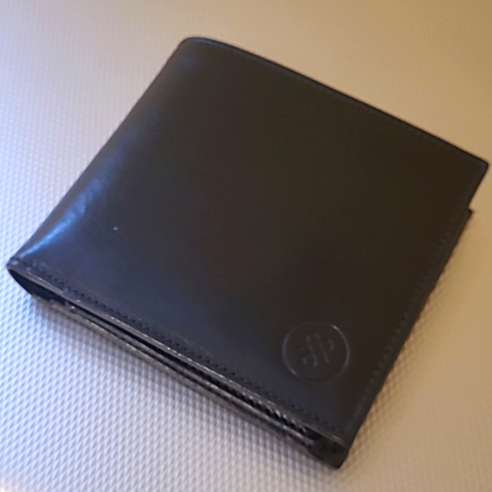Genuiune Leather Wallet_ Maxwell-Scott